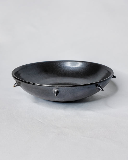 Spiky pasta bowl