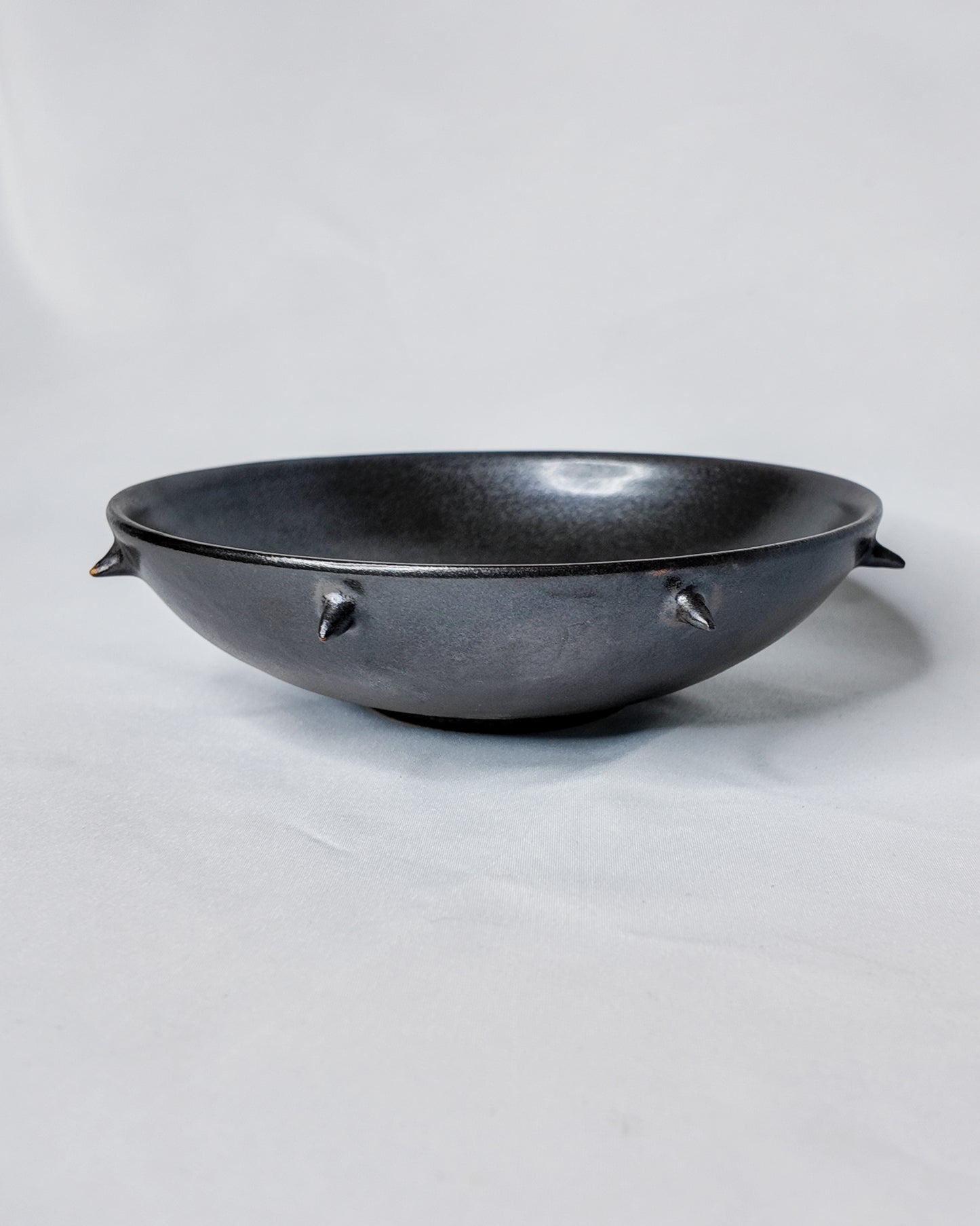Spiky pasta bowl
