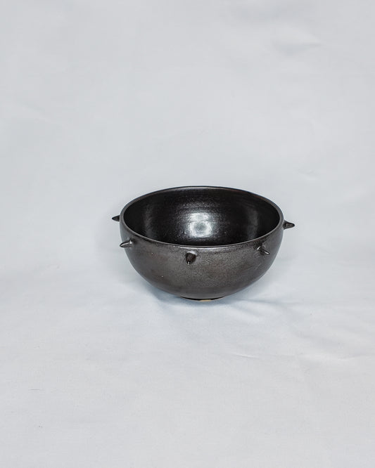 Spiky bowl