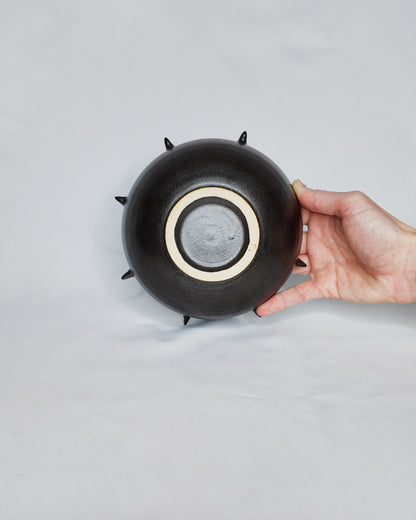 Spiky bowl