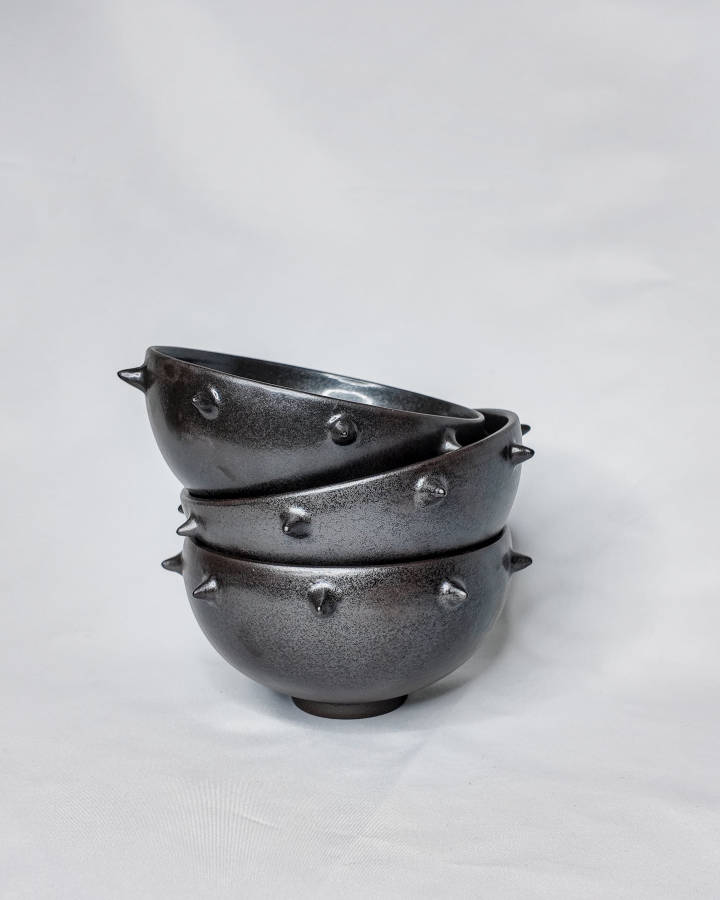 Spiky bowl