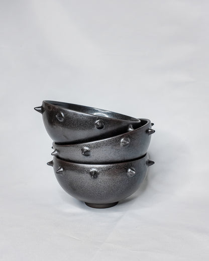 Spiky bowl