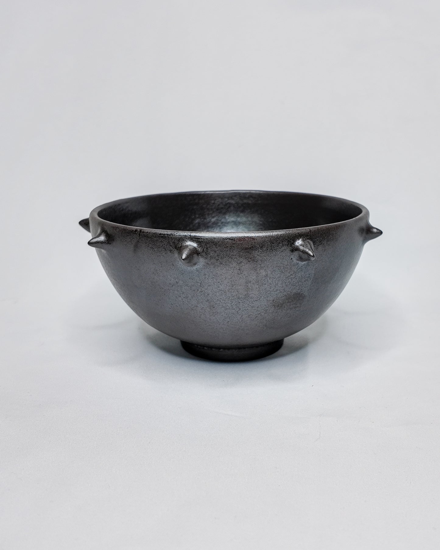 Spiky bowl