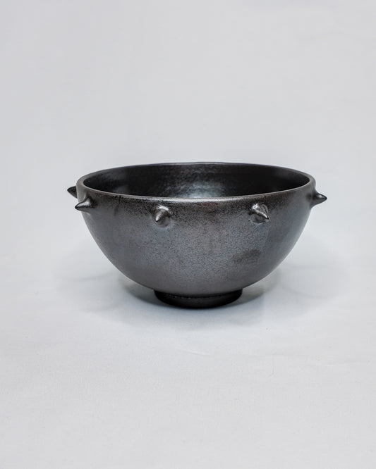Spiky bowl
