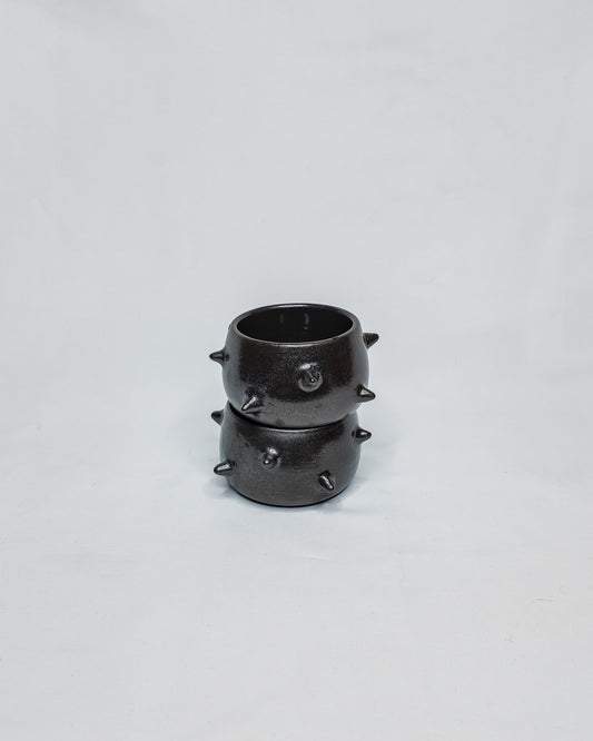 Spiky cup without handle