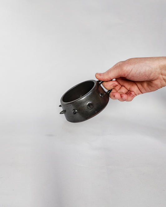 Small spiky cup