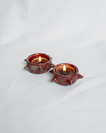 Spiky candle holder (red)