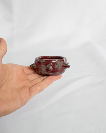 Spiky candle holder (red)