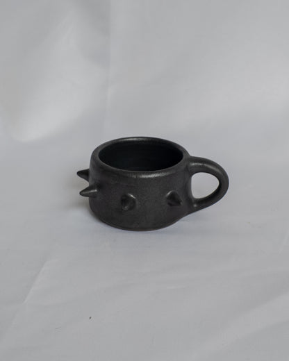 Spiky espresso cup with handle