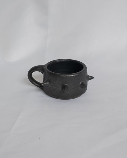 Spiky espresso cup with handle