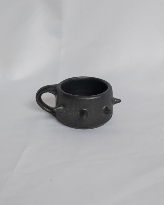 Spiky espresso cup with handle