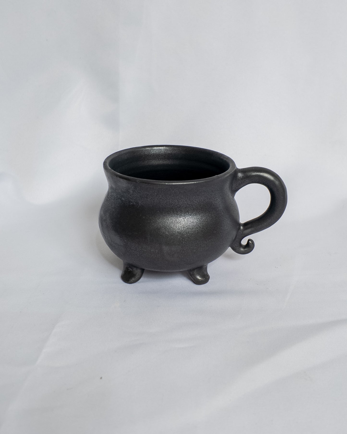 Cauldron mug