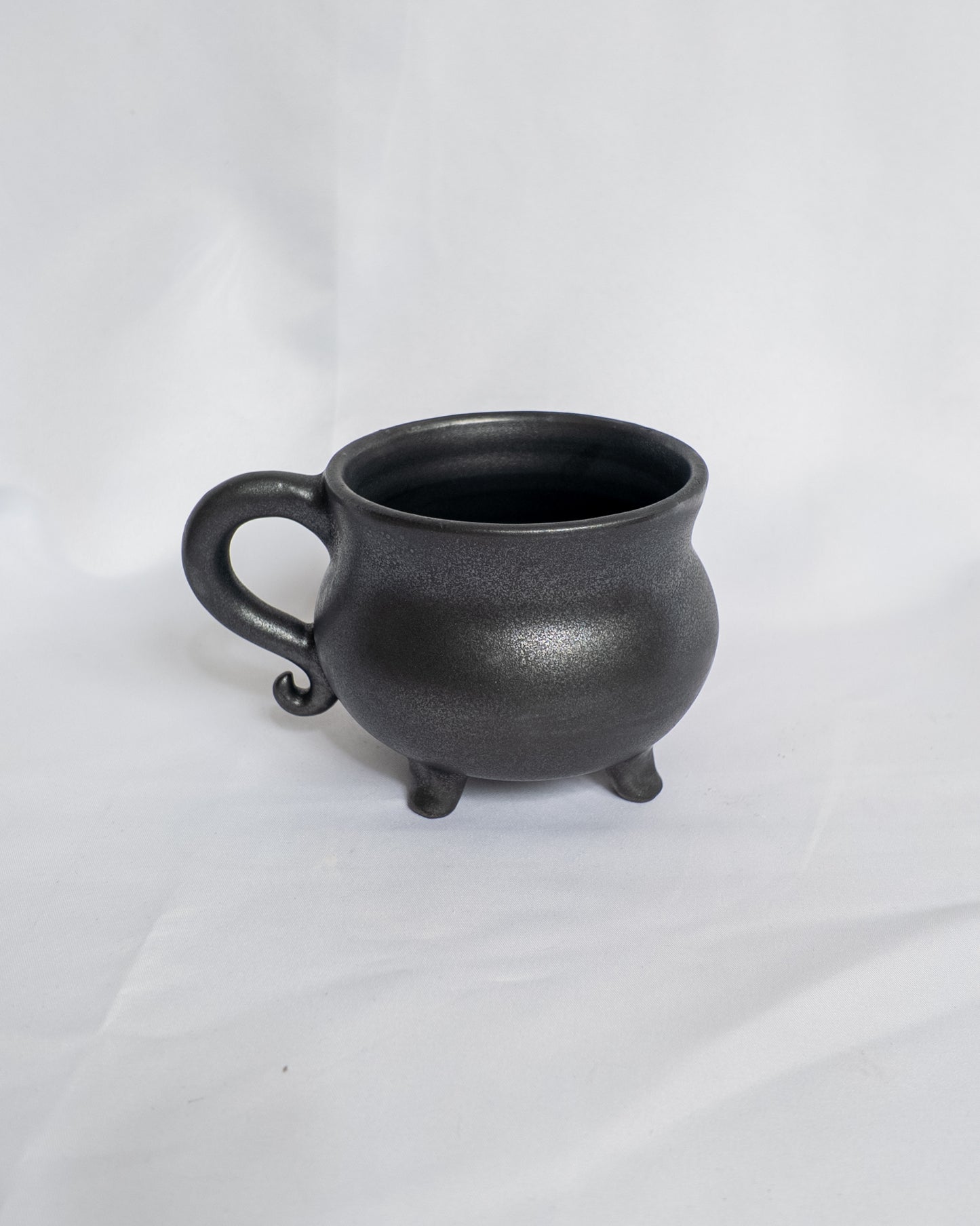 Cauldron mug