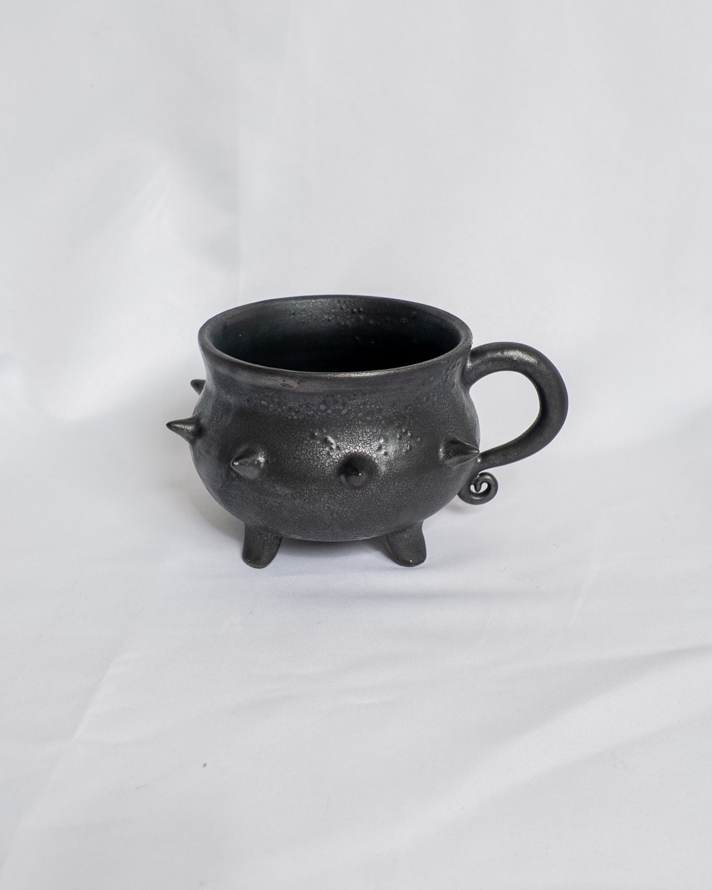 Spiky cauldron mug