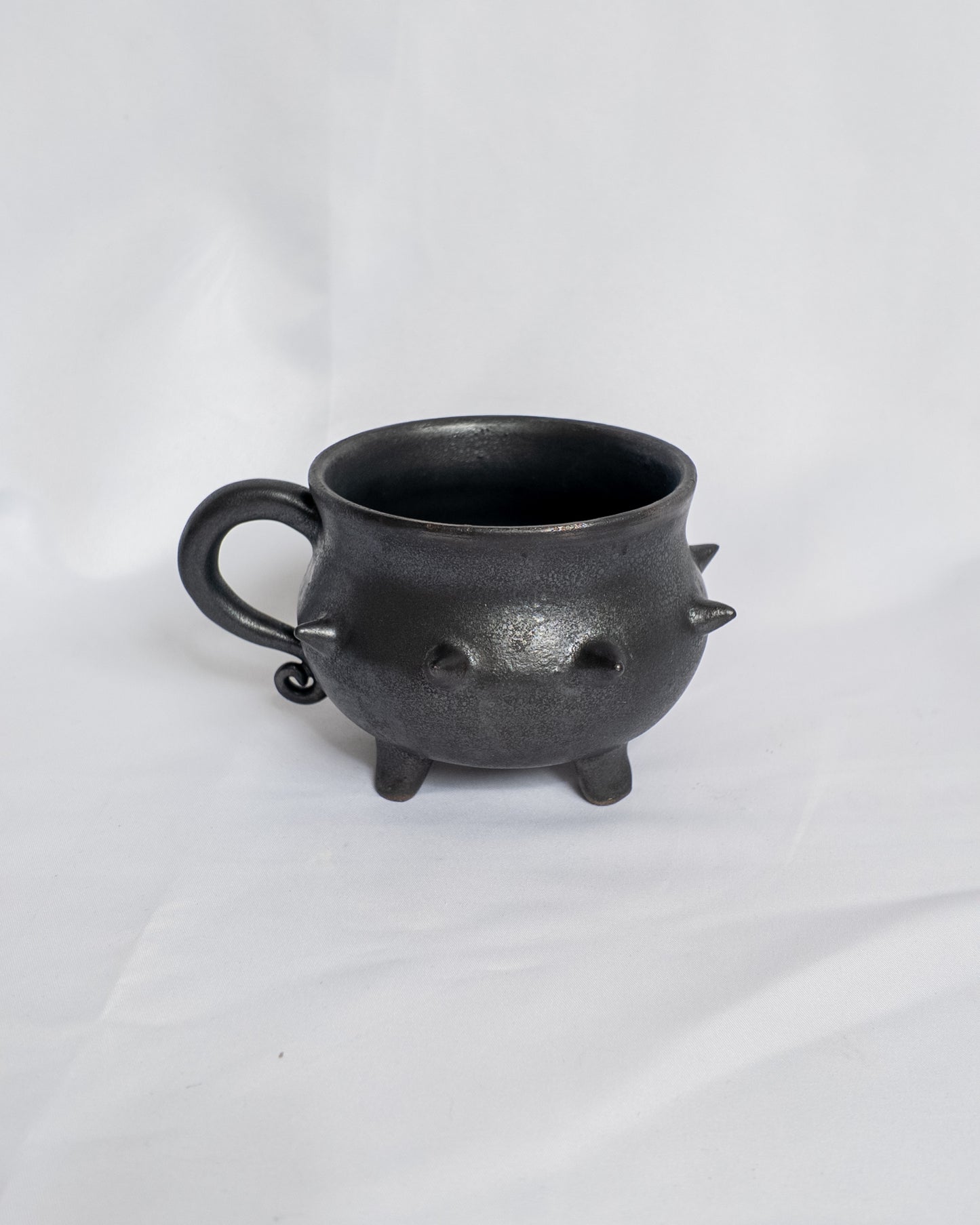 Spiky cauldron mug