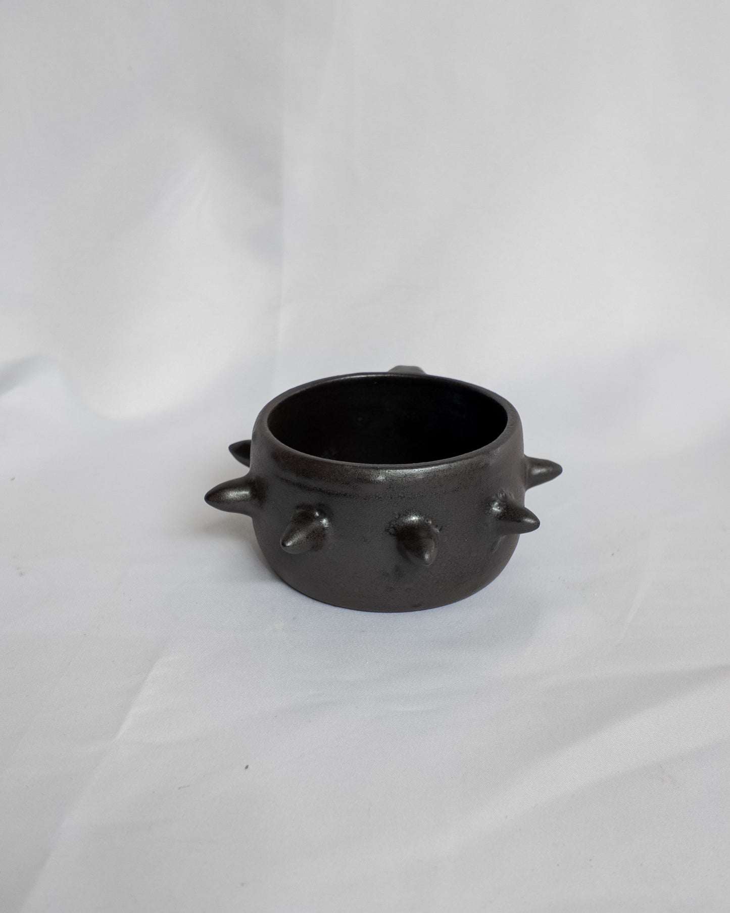 Medium Spiky Cup (chonky spikes)