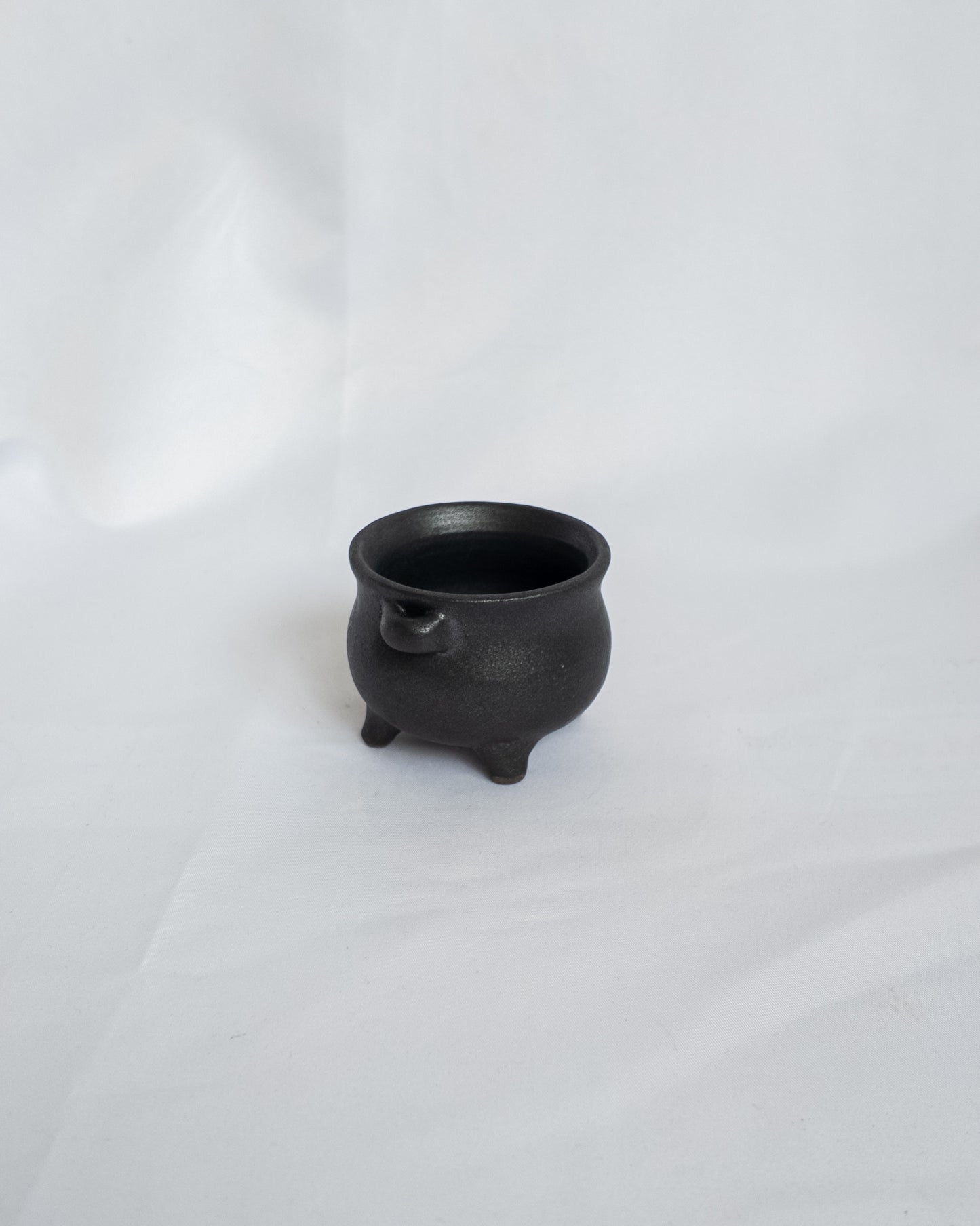 Mini cauldron
