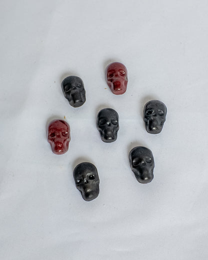 Skull magnet