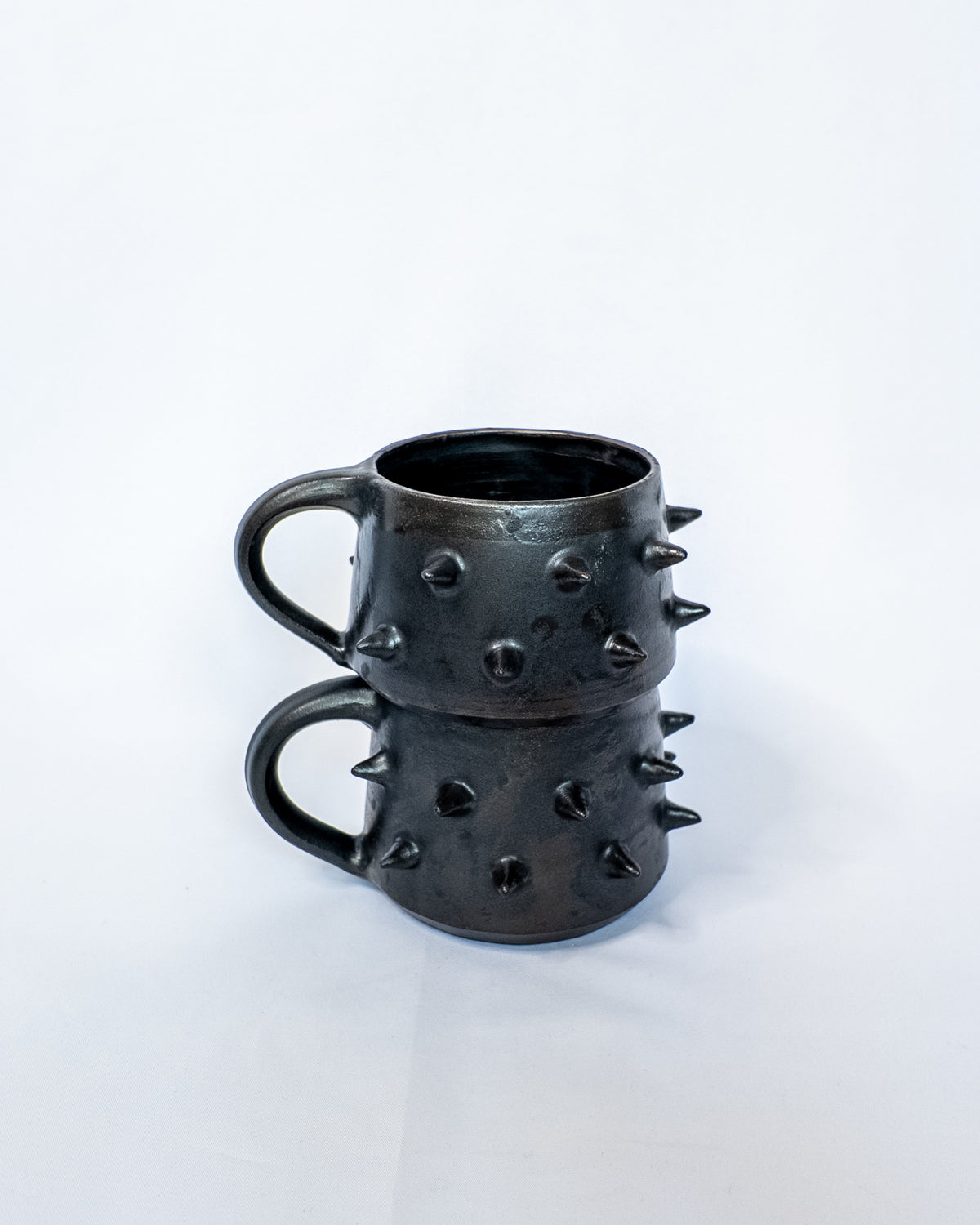 Double spiky mug