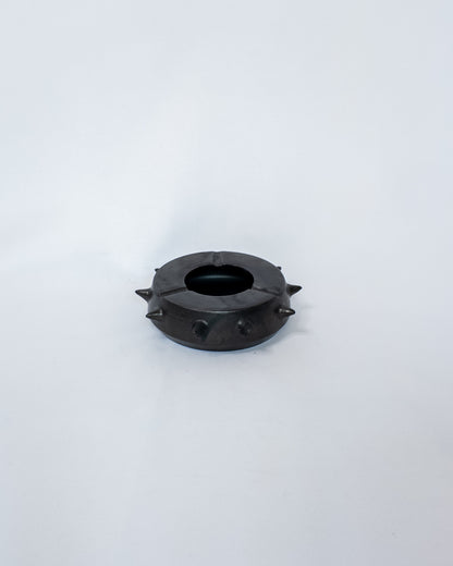 Closed spiky ashtray (2nd)
