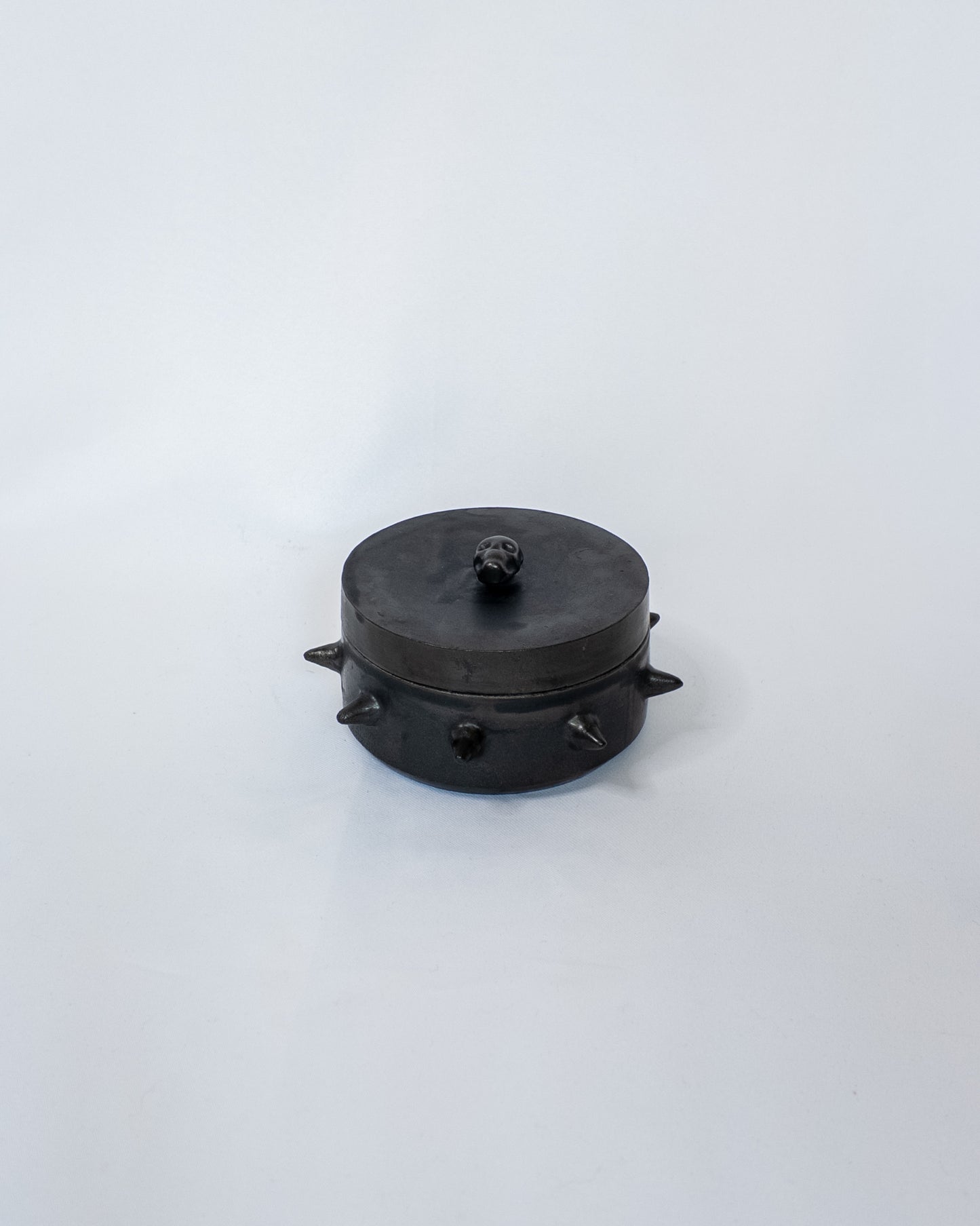 Spiky lidded box (2nd)