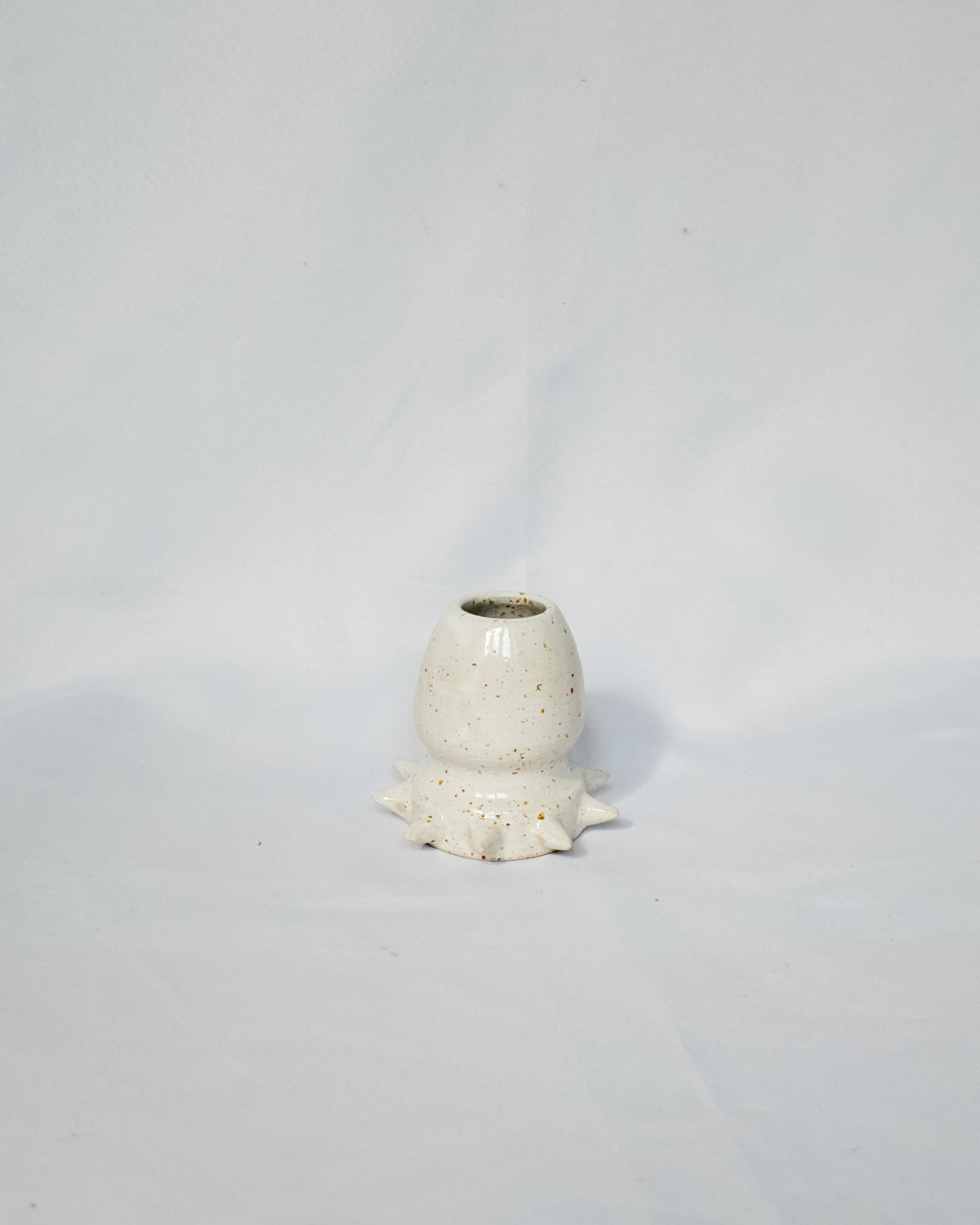 Spiky speckled matcha whisk holder