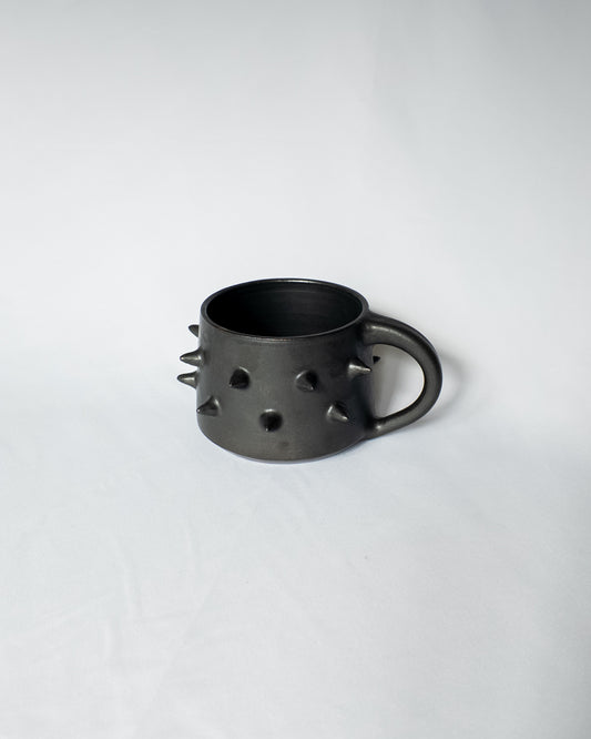 Double spiky mug