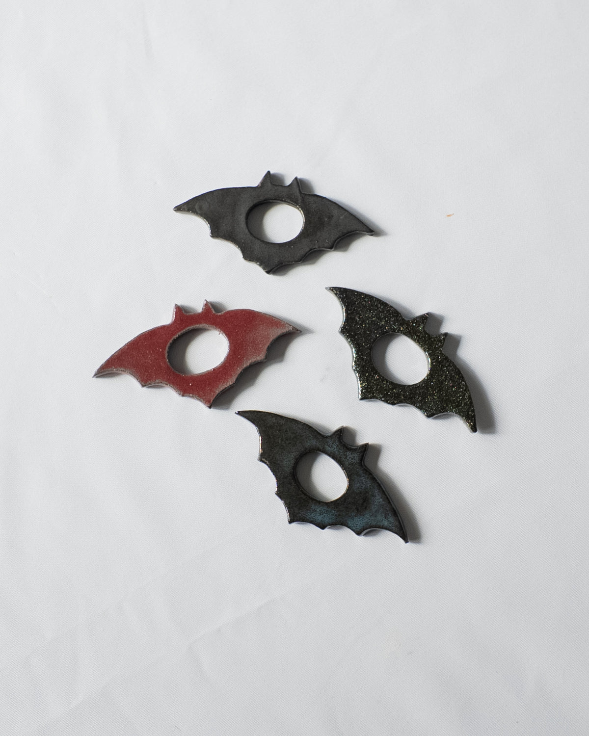 Bat thumb book holder