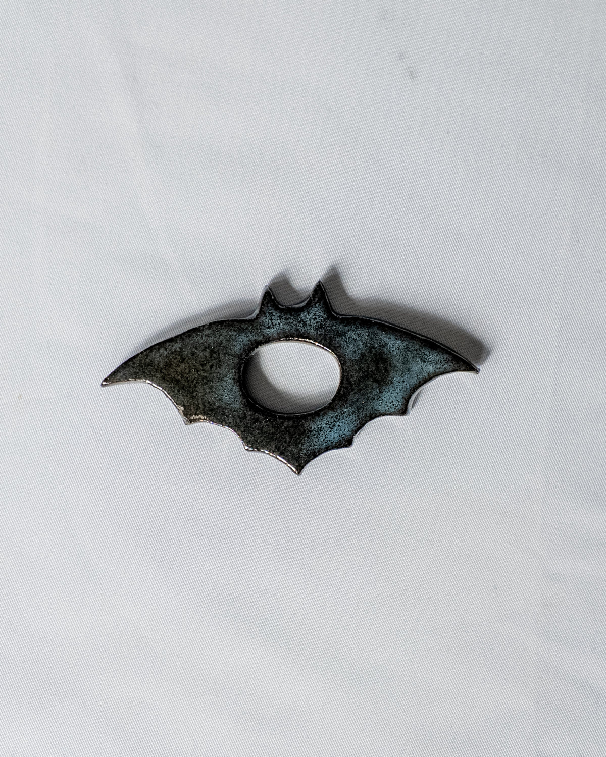 Bat thumb book holder
