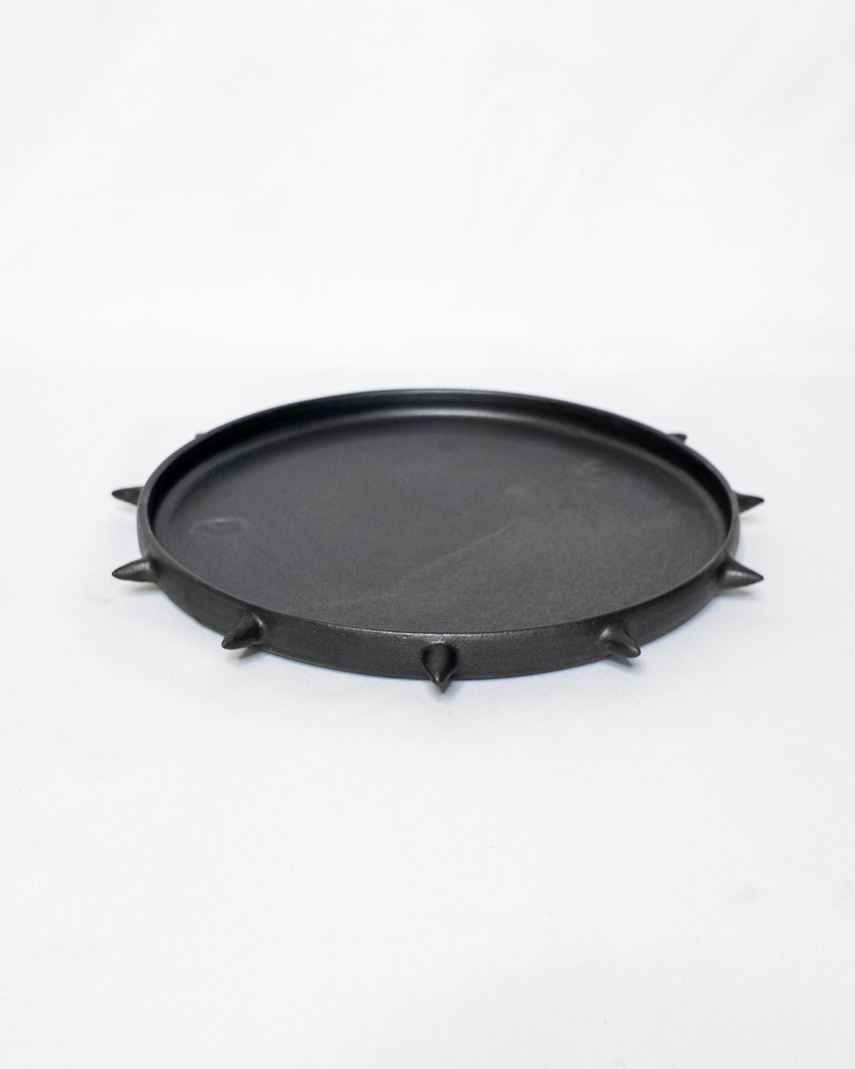 Spiky flat plate (various sizes)