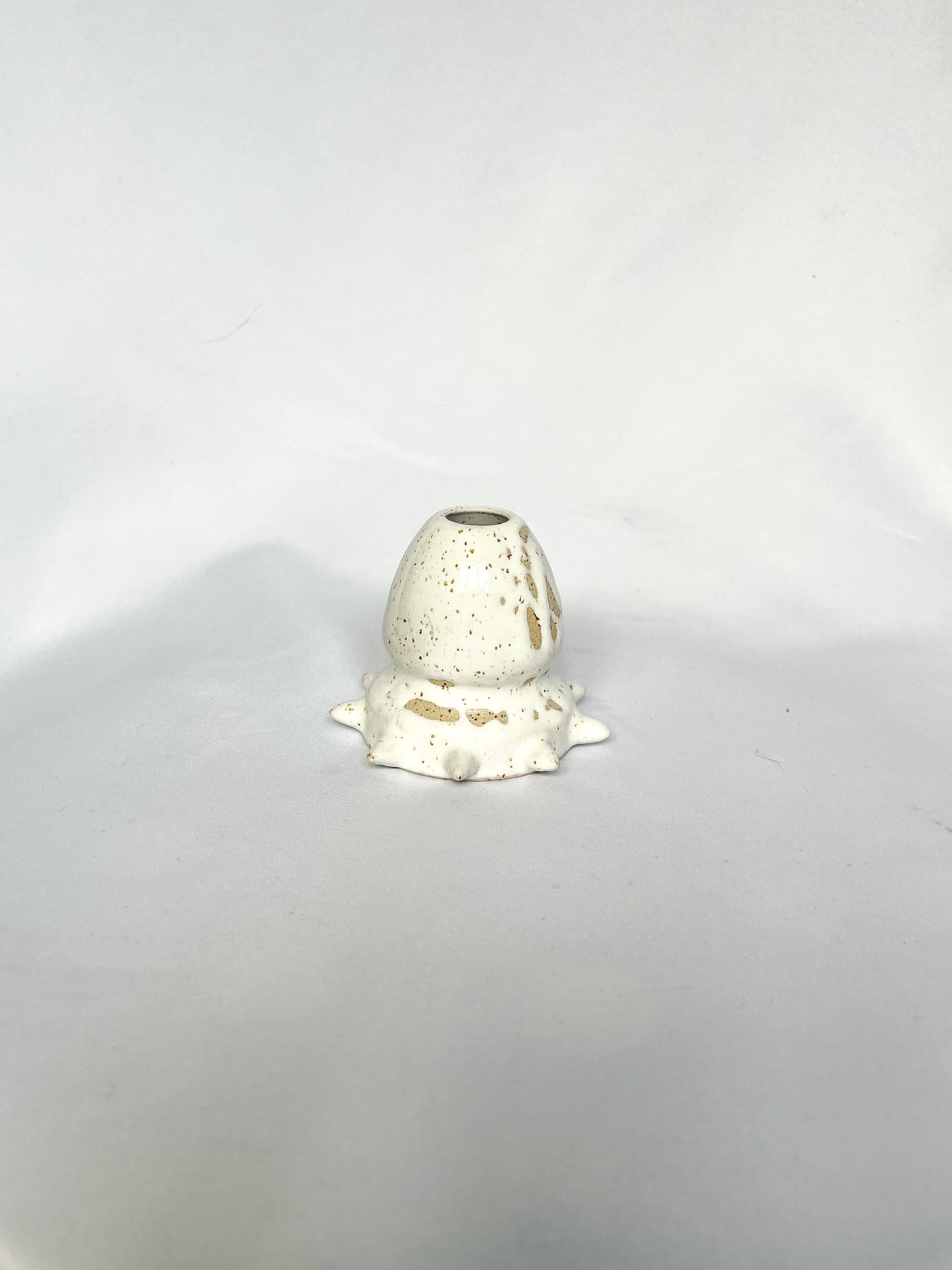 Spiky speckled matcha whisk holder